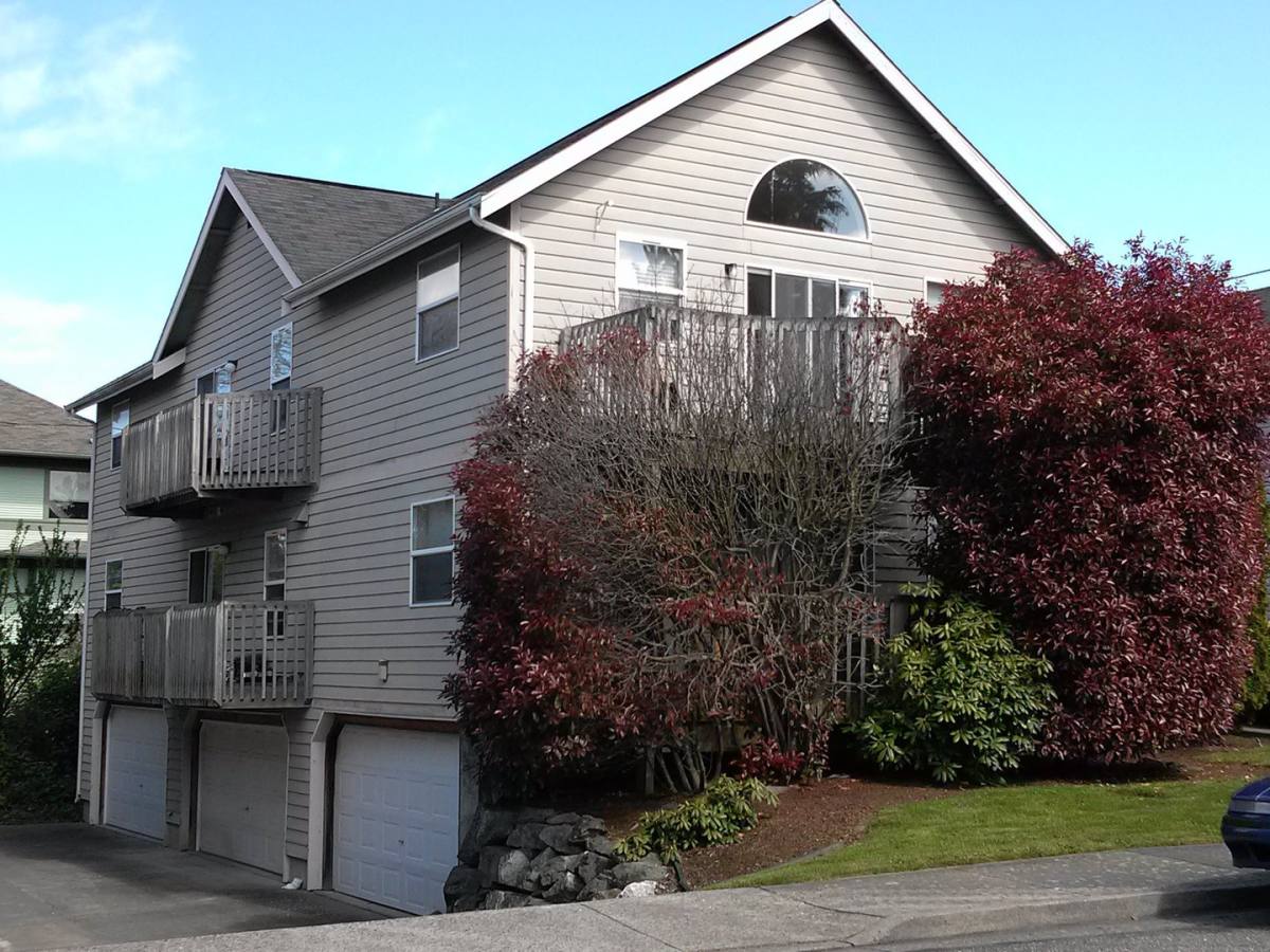 Apartment for rent at 1531 H St, Bellingham, WA 98225