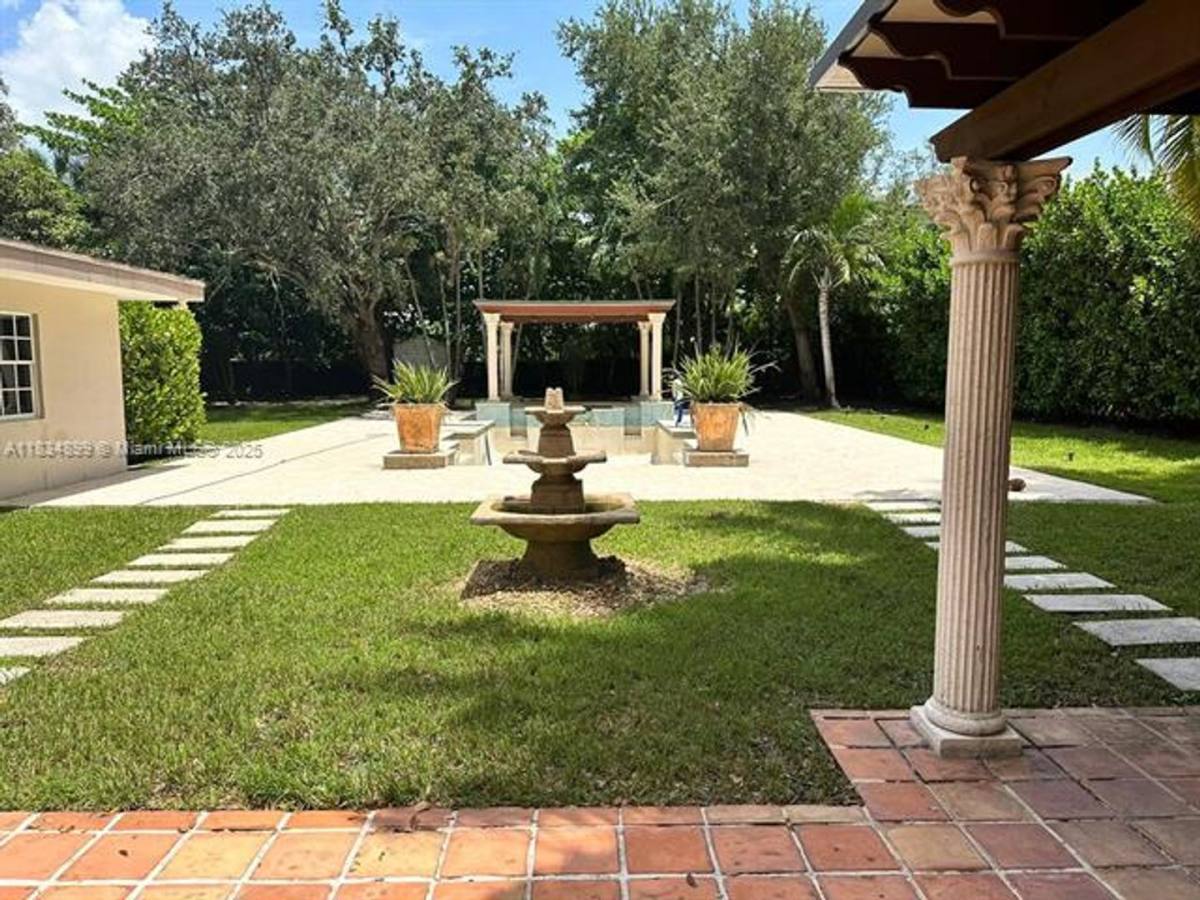 House for rent at 8755 SW 96th St, Miami, FL 33176
