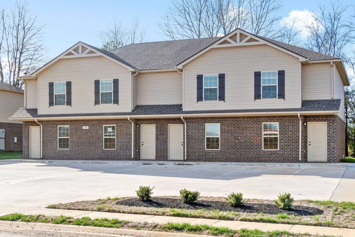 Apartment for rent at 1007 Glenkirk Dr, Clarksville, TN 37042