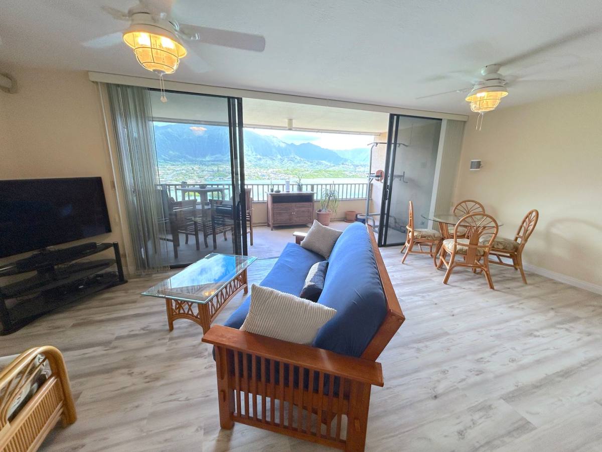 46-035 Konohiki St, Kaneohe, HI 96744