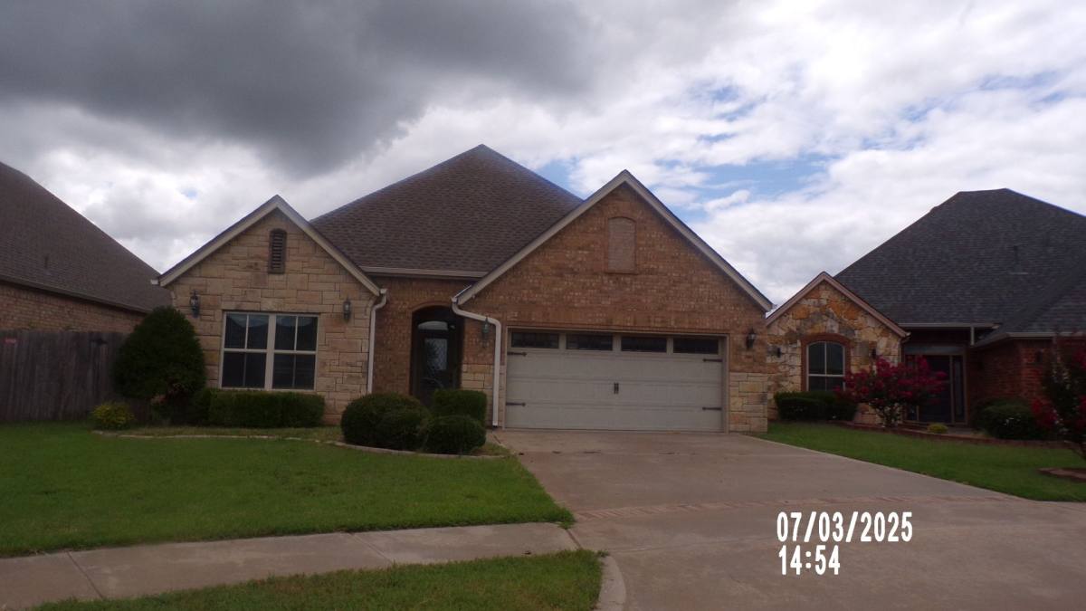 House for rent at 1614 NE 36th St, Lawton, OK 73507
