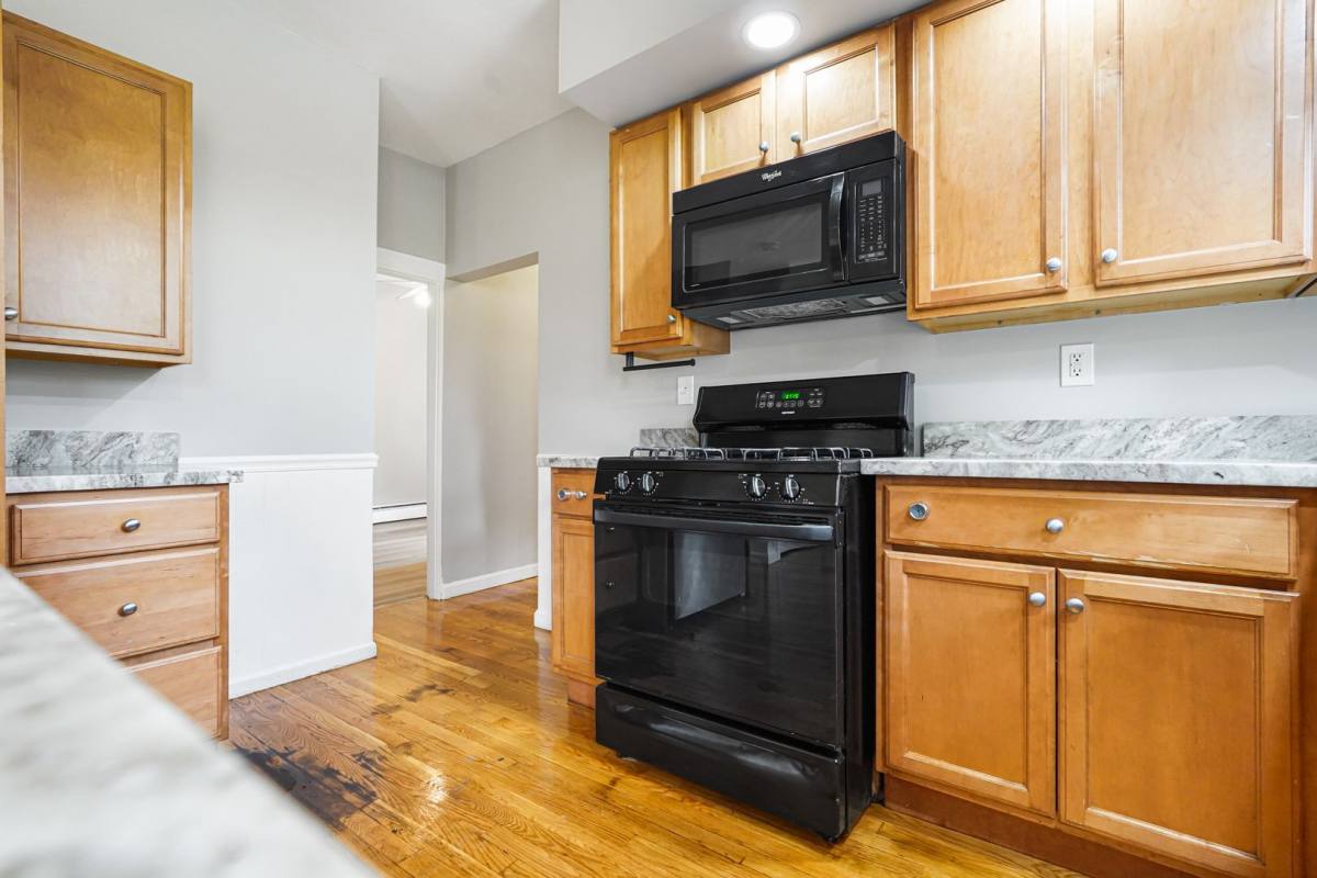 Apartment for rent at 47 Fox St, Worcester, MA 01604