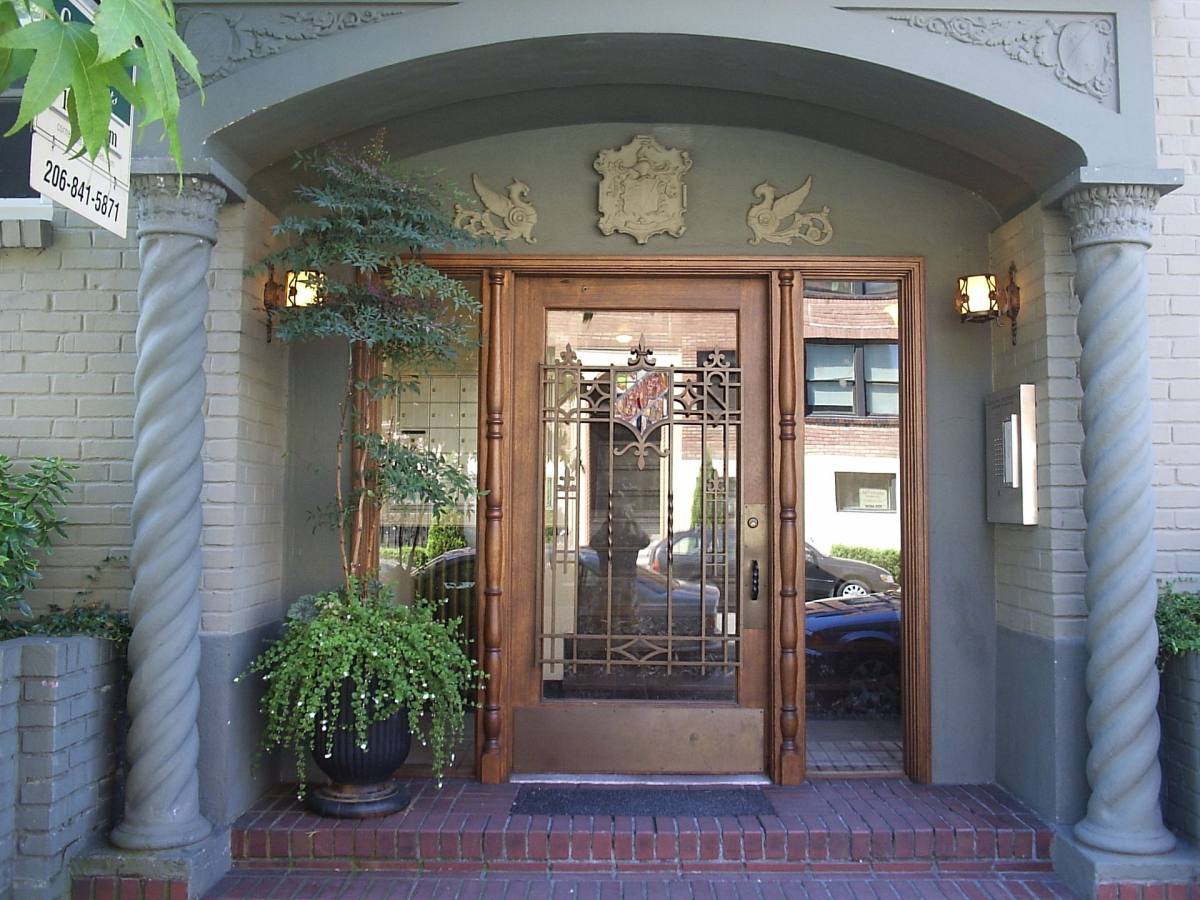 509 Bellevue Ave E, Seattle, WA 98102