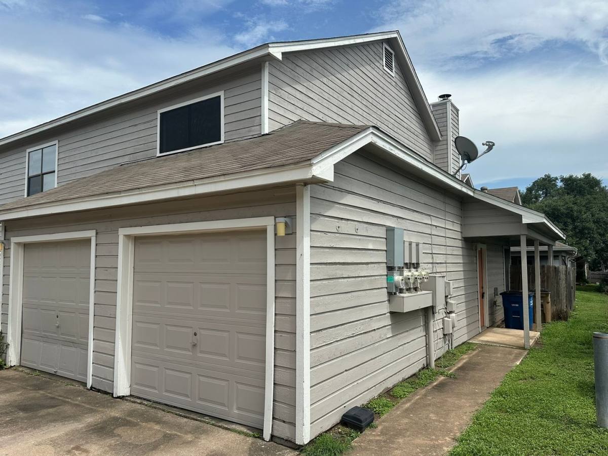 Apartment for rent at 12314 Abney Dr, Austin, TX 78729