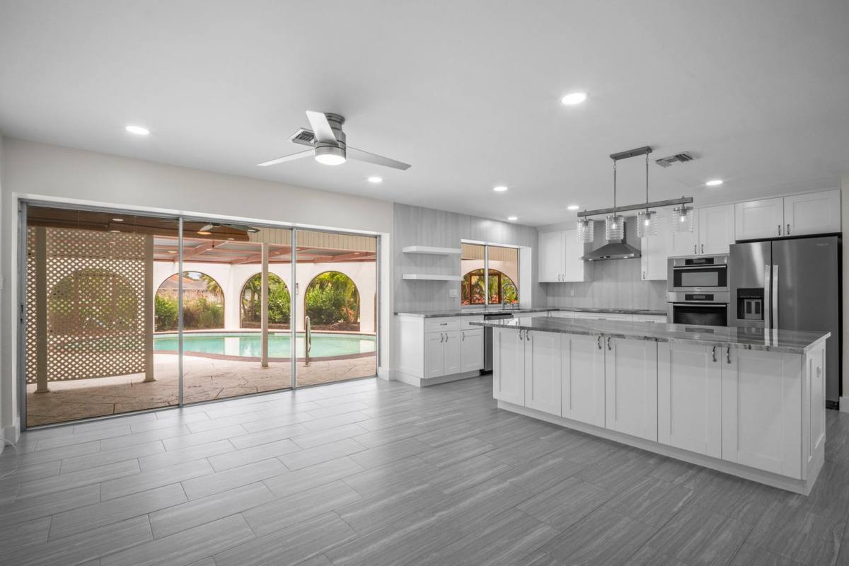 House for rent at 538 Fairway Terrace, Naples, FL 34103
