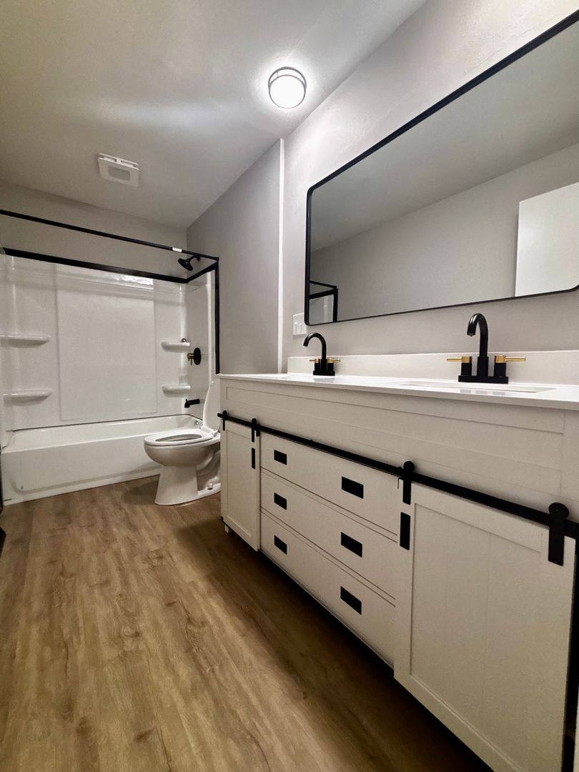 Townhouse for rent at 4370 Flowerdale Ave #B, Dayton, OH 45429