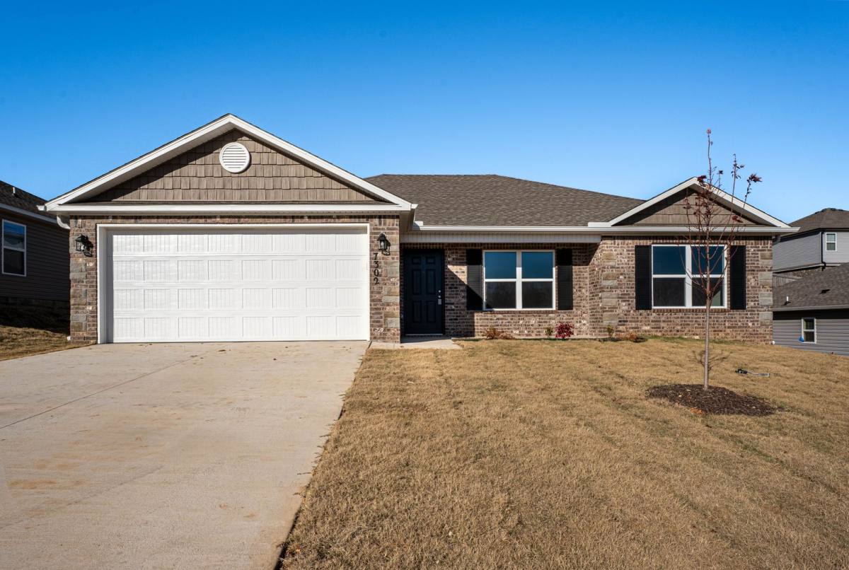 House for rent at 7302 SW Chestnut Hill Rd, Bentonville, AR 72713