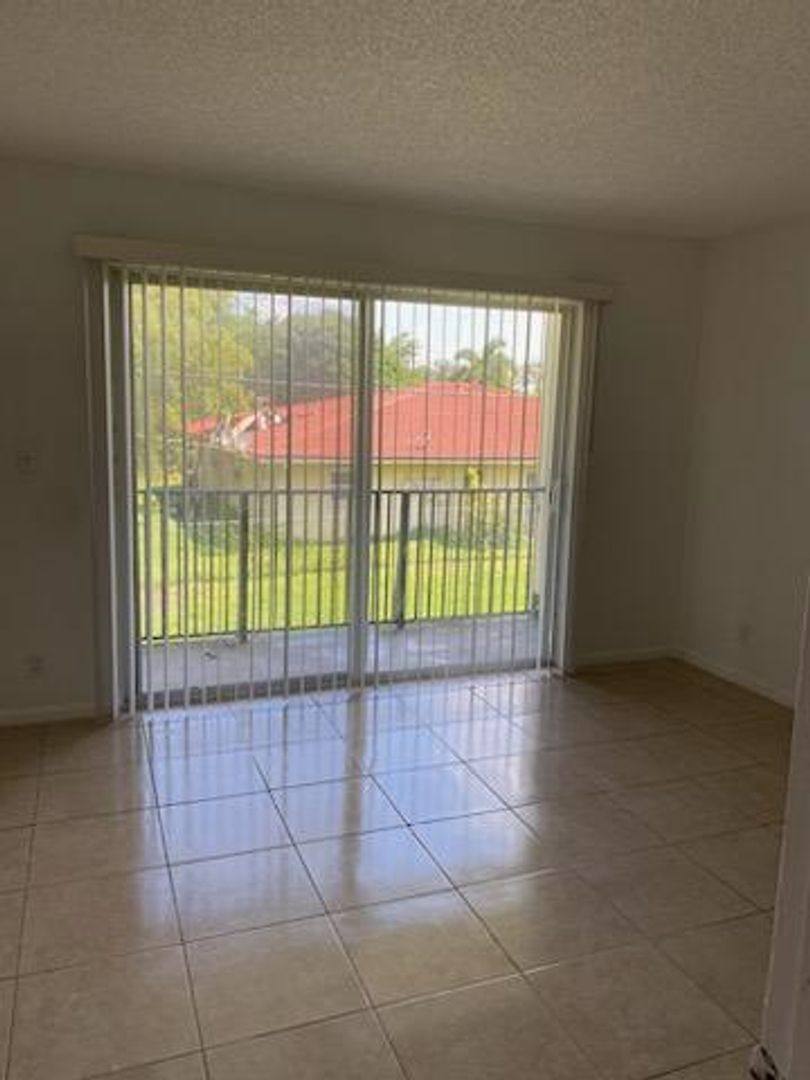 Apartment for rent at 8011 NW 35 Court, Coral Springs, FL 33065