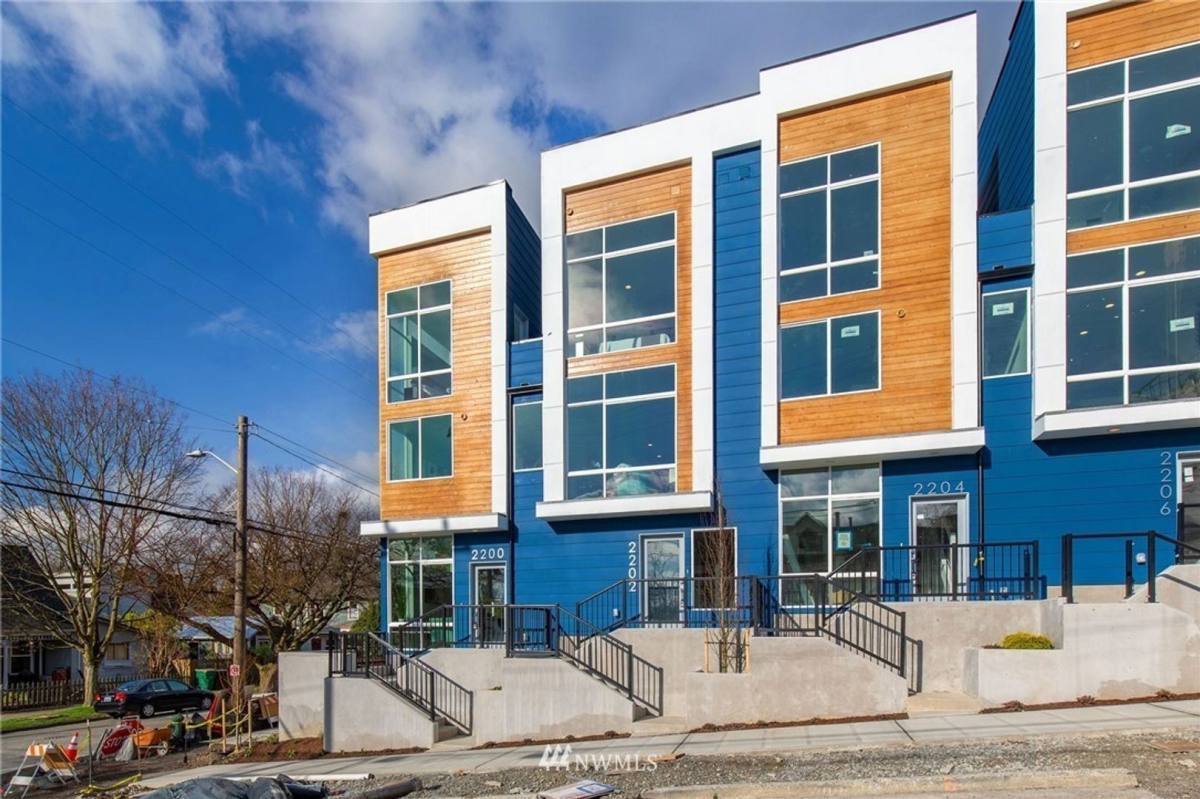 Townhouse for rent at 2202 E Fir St, Seattle, WA 98122