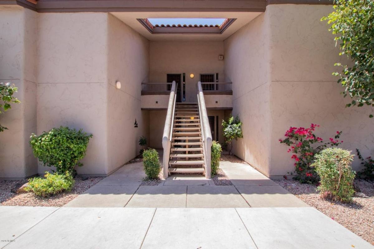 Condo for rent at 9115 E Purdue Ave, Scottsdale, AZ 85258