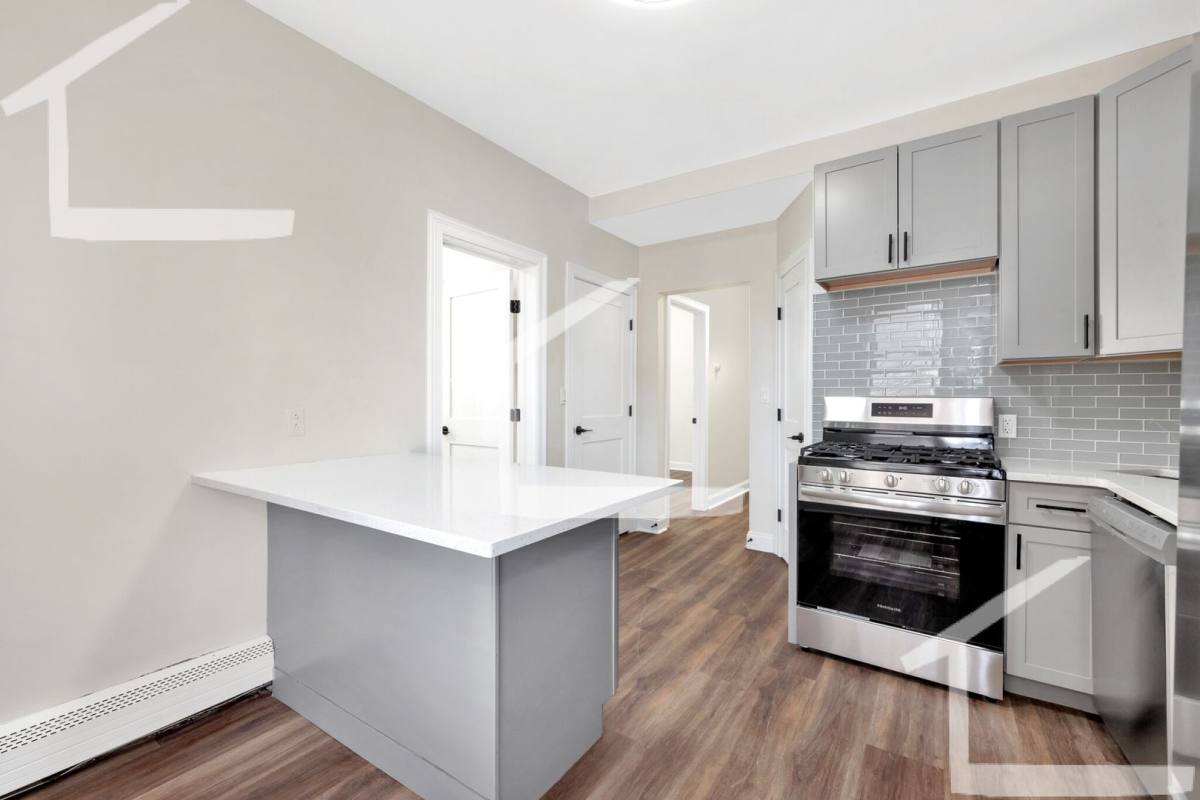 House for rent at 18 O St #3B, South Boston, MA 02127