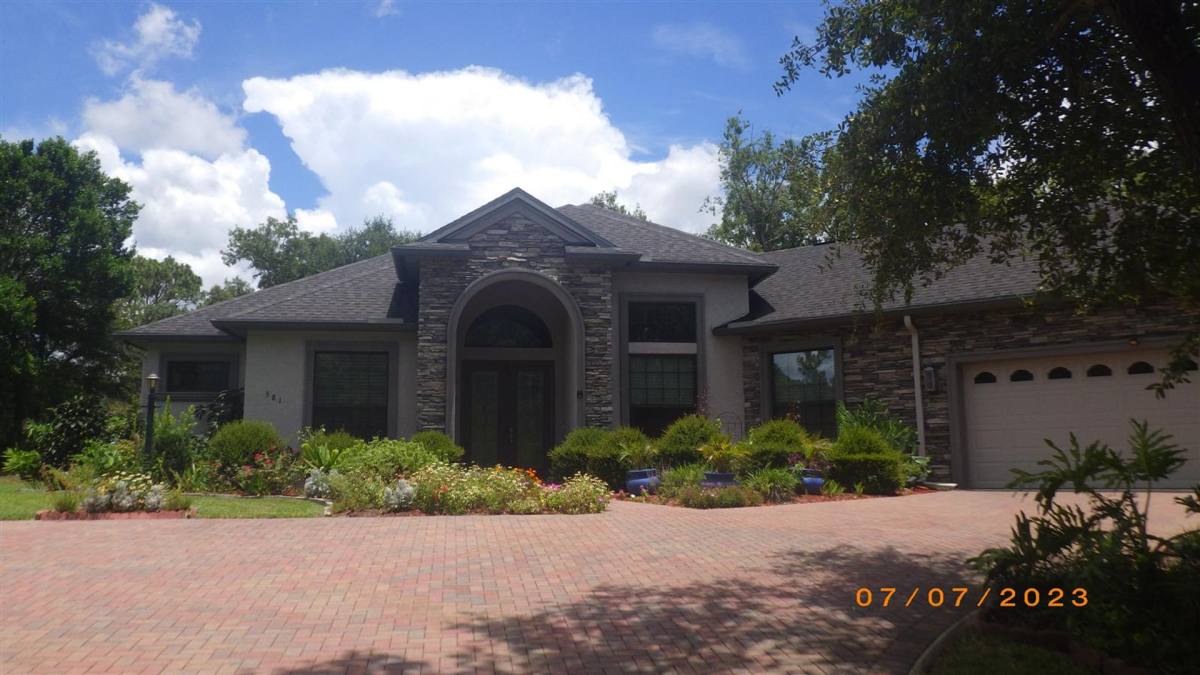 House for rent at 581 E Liberty St, Hernando, FL 34442