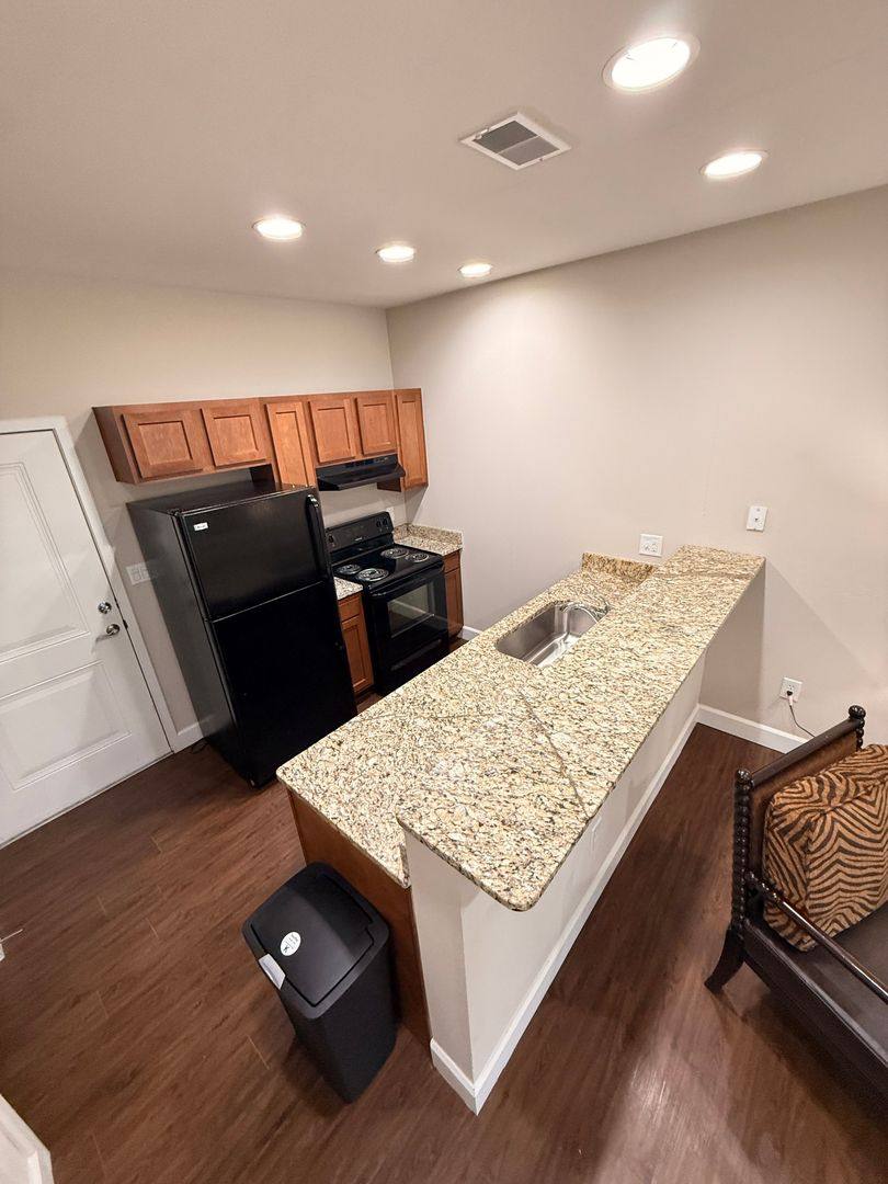 Apartment for rent at 609 S Henderson St, Bloomington, IN 47401