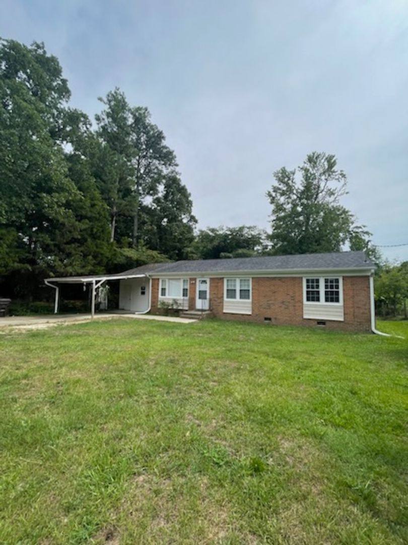 House for rent at 513 Frazier Dr, Sanford, NC 27332