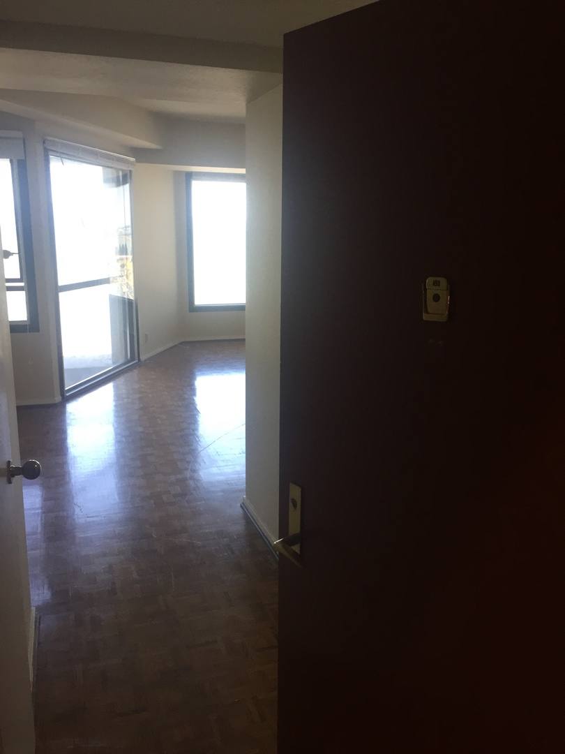 Condo for rent at 6363 Christie Ave, Emeryville, CA 94608