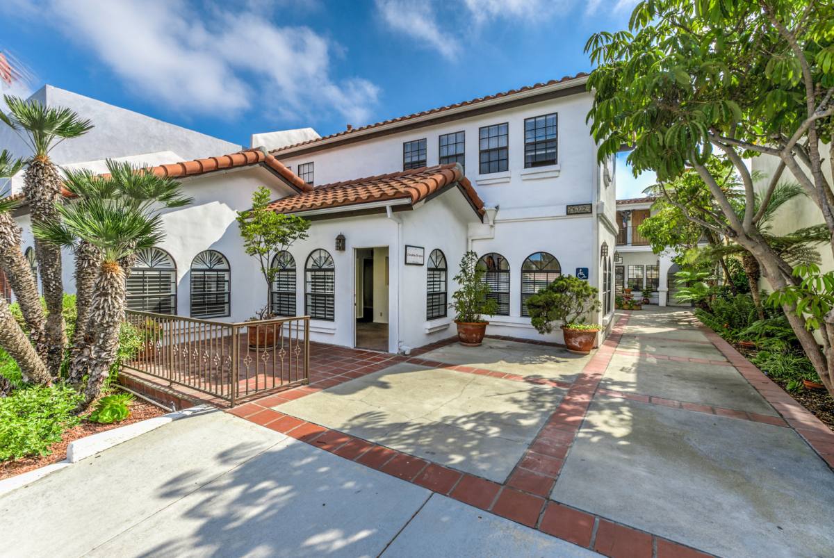 Apartment for rent at 512 Main St, El Segundo, CA 90245