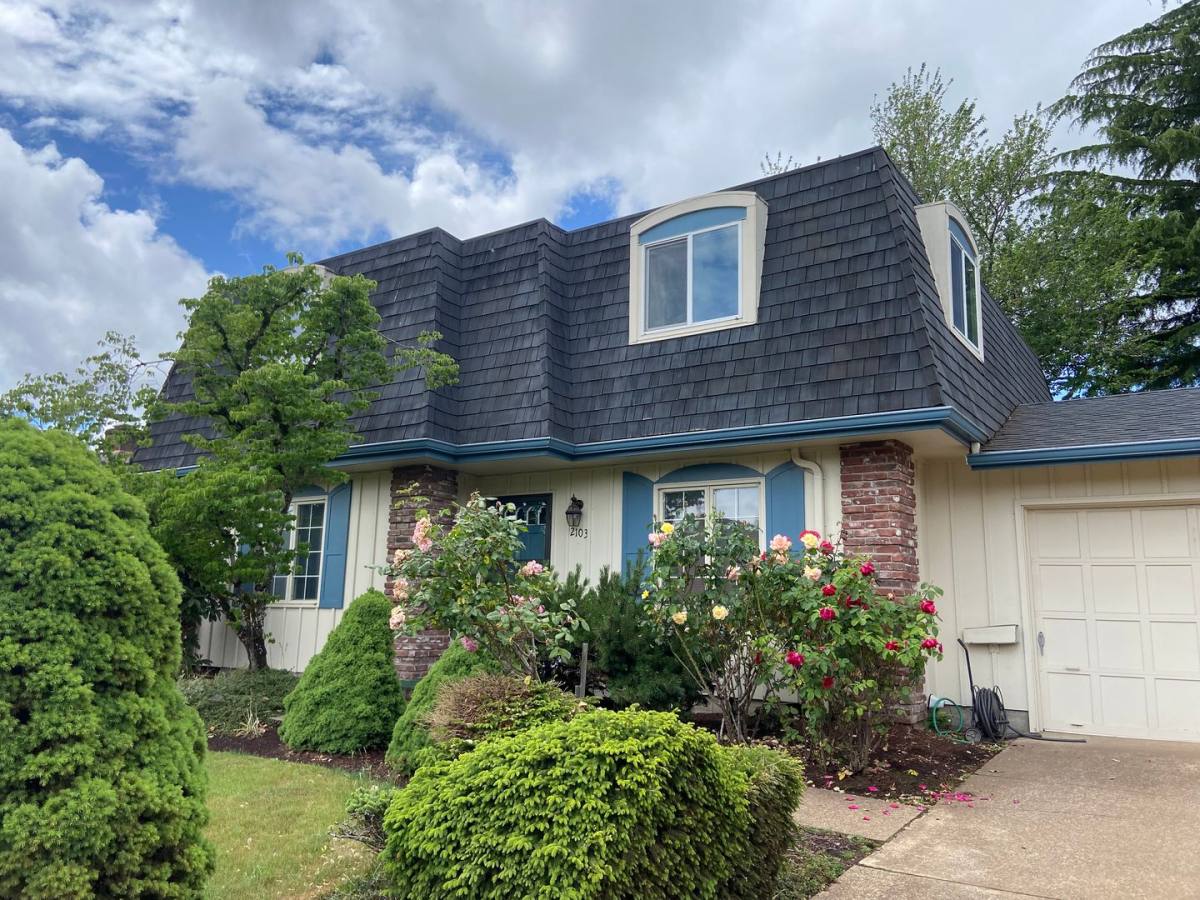 House for rent at 2103 Elysium Ave, Eugene, OR 97401