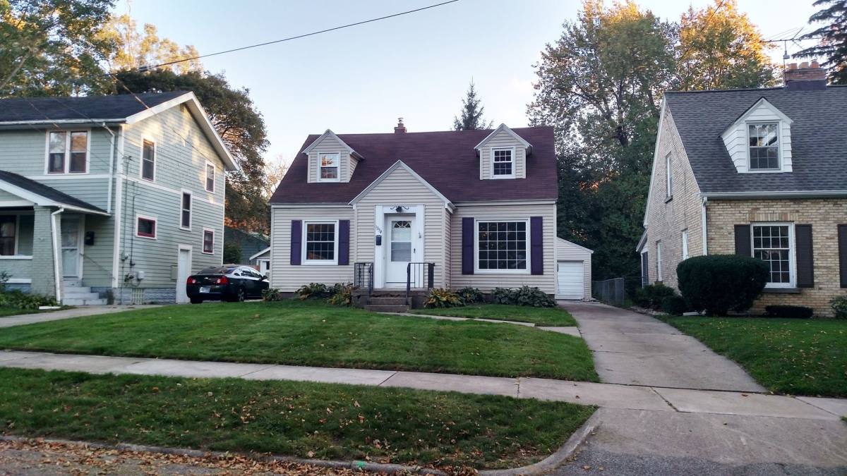 House for rent at 1354 Johnston St SE, Grand Rapids, MI 49507