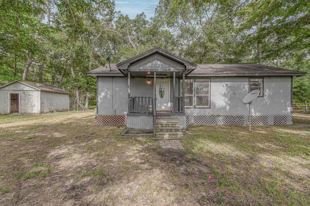 House for rent at 3680 Woodpeckers Grove, Cleveland, TX 77328