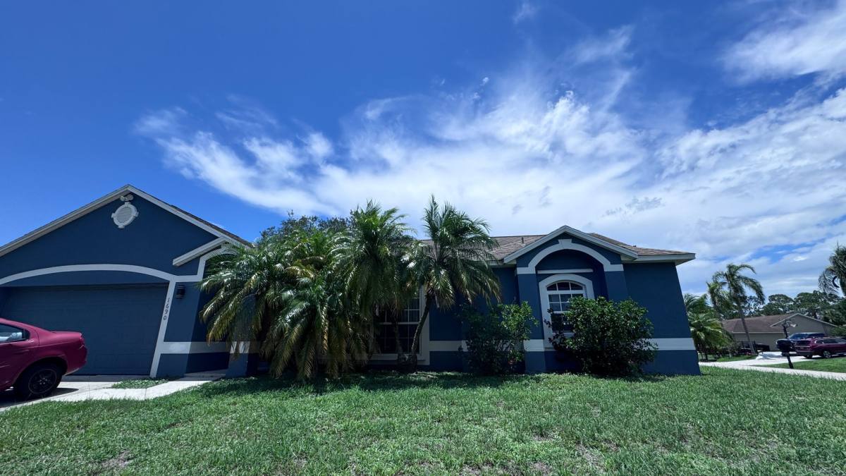 House for rent at 1690 Canon Ave NW, Palm Bay, FL 32907