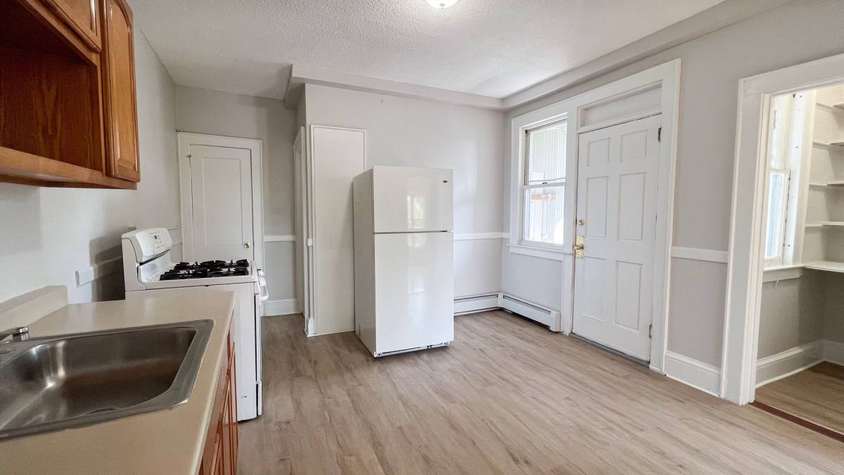 Apartment for rent at 108-110 Clark St, Hartford, CT 06120