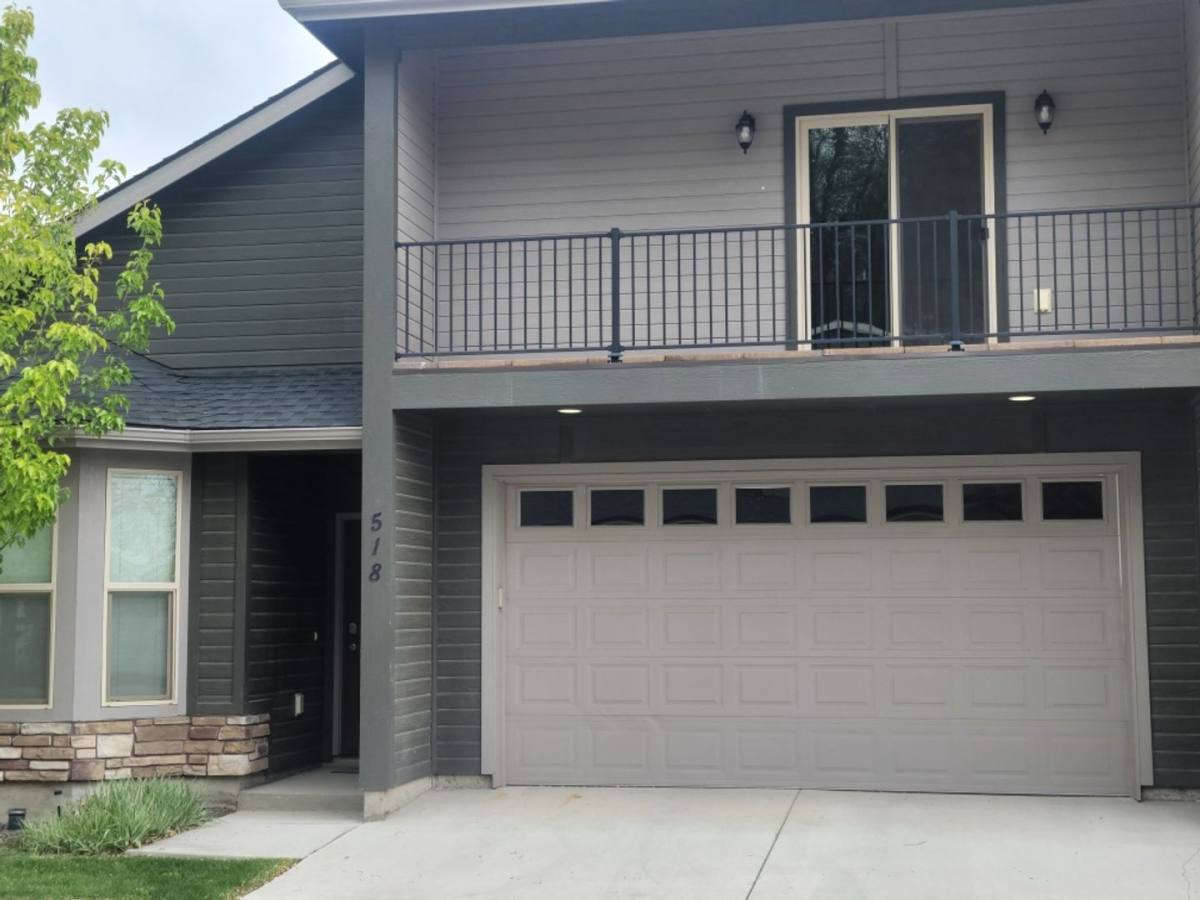 Townhouse for rent at 518 N Escalade Place, Nampa, ID 83651