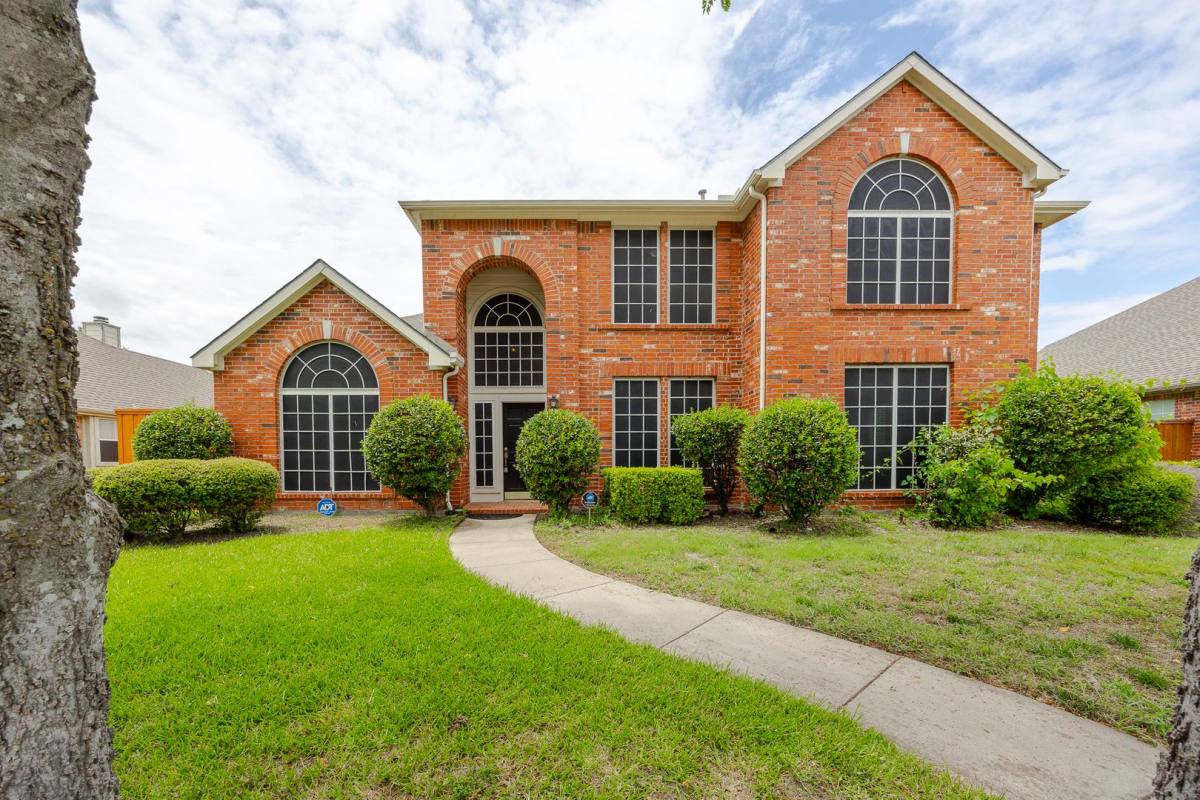 House for rent at 3103 Kingsbury Dr, Richardson, TX 75082