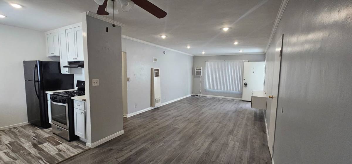 Apartment for rent at 1020 N Curson Ave, Los Angeles, CA 90046