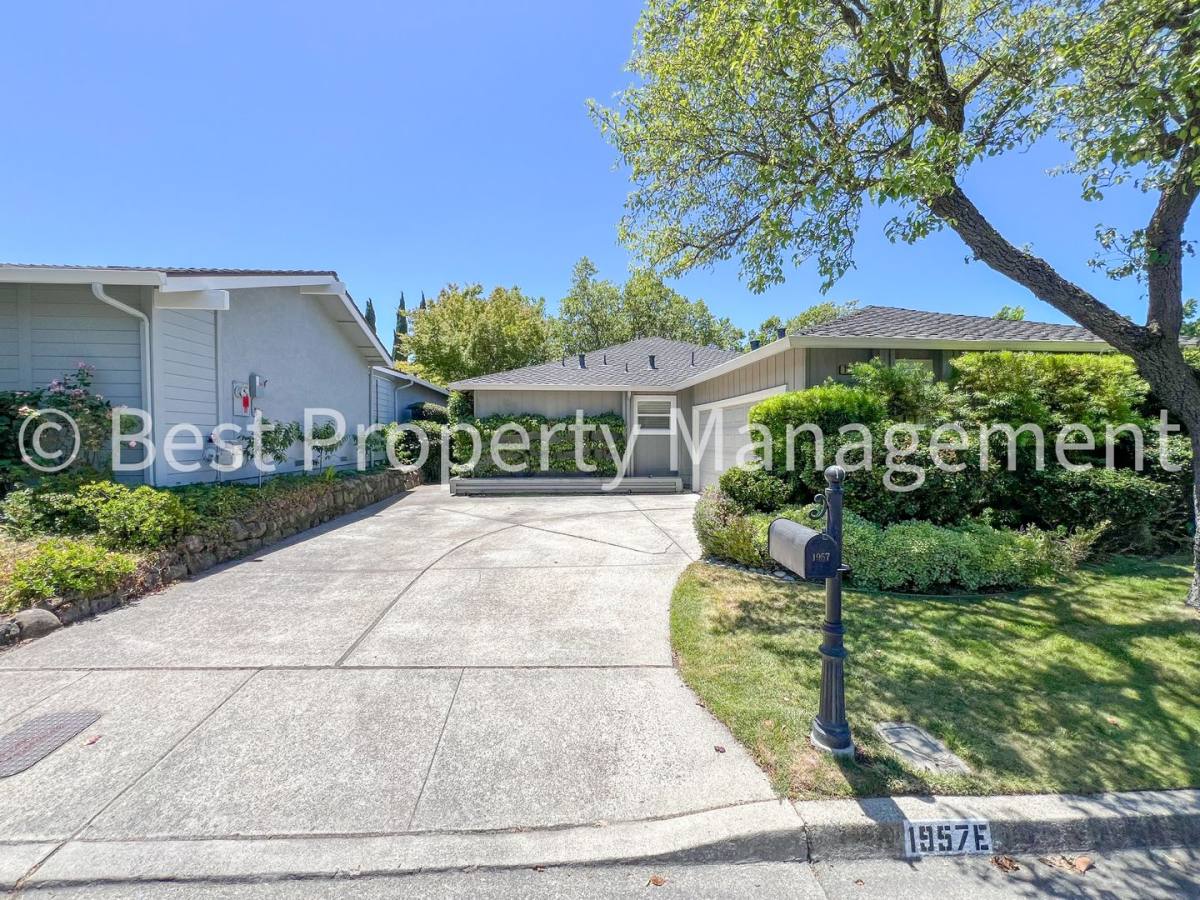 House for rent at 1957 Rancho Verde Circle E, Danville, CA 94526