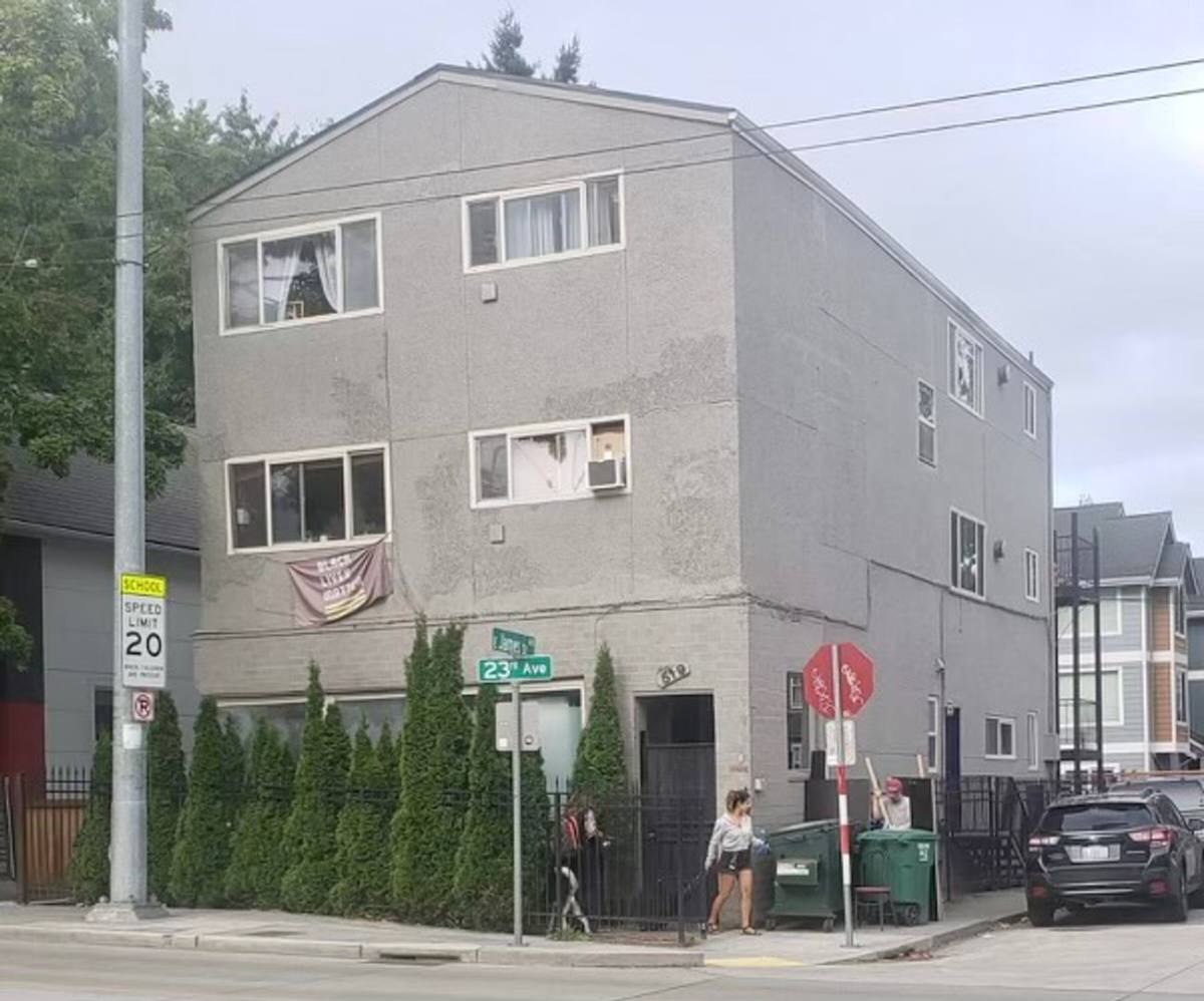 Apartment for rent at 519 23rd Ave, Seattle, WA 98122