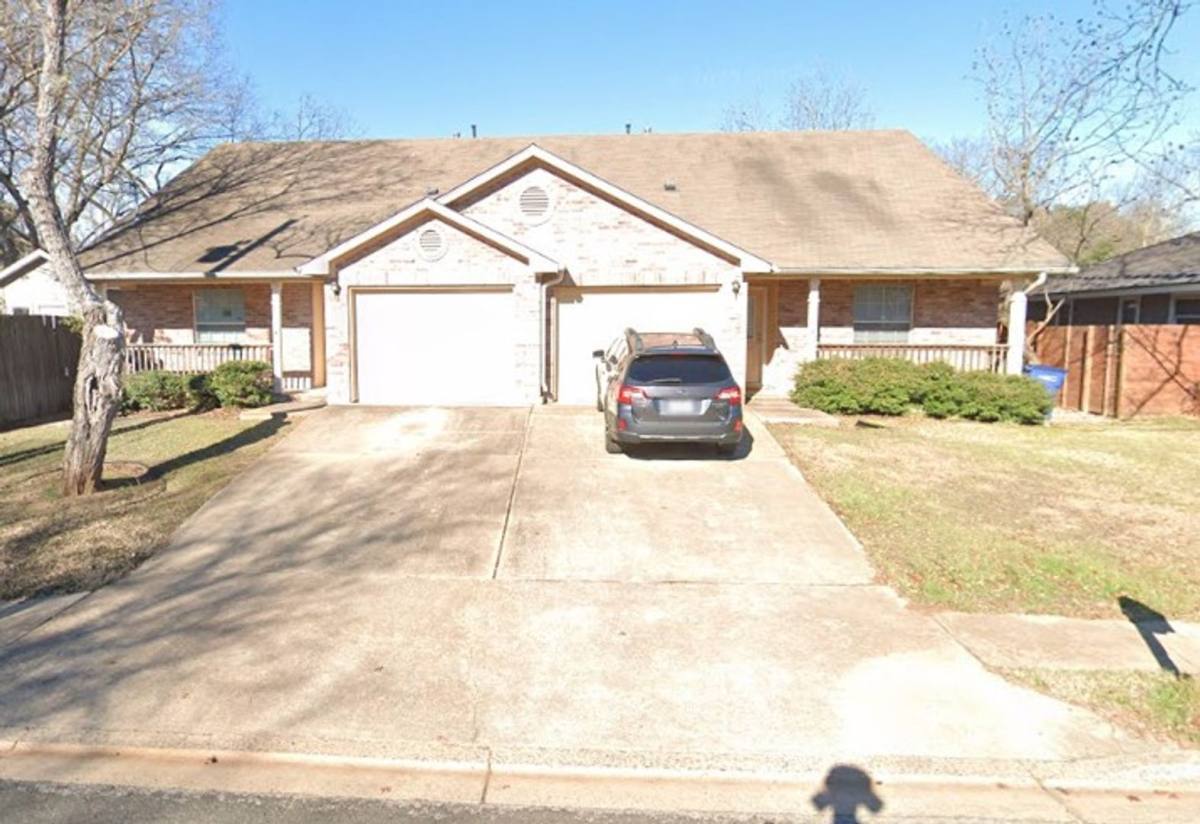 Apartment for rent at 6504-B Cannonleague Dr, Austin, TX 78745