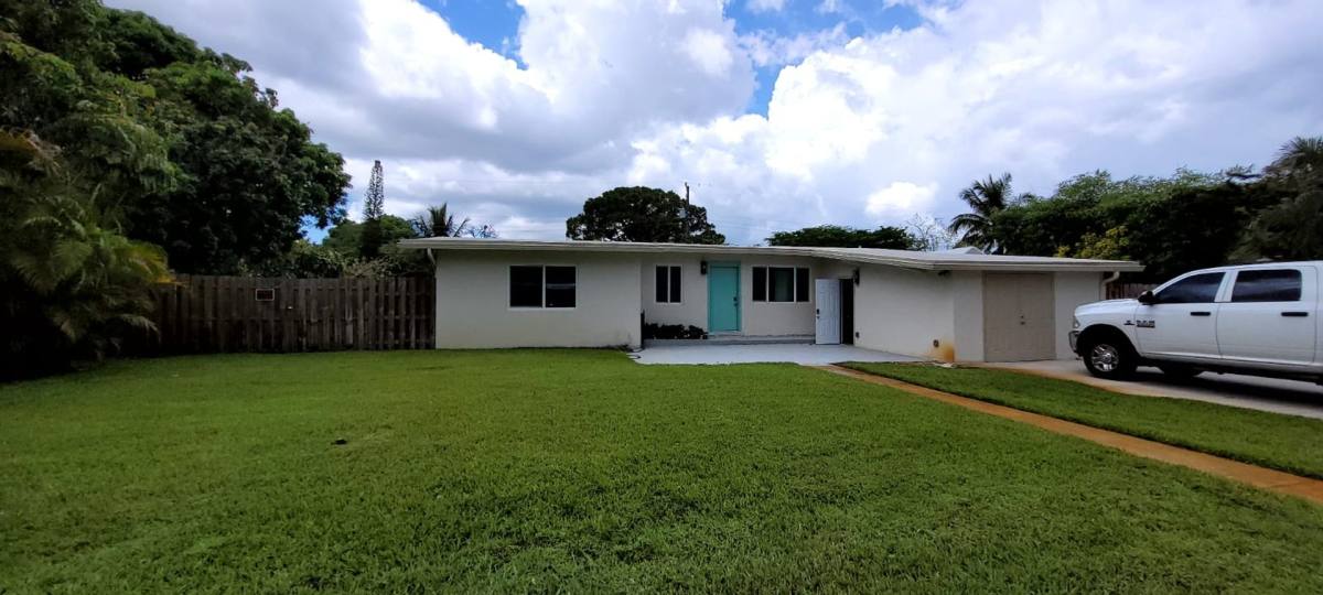 House for rent at 4330 SW 10th St, Fort Lauderdale, FL 33317