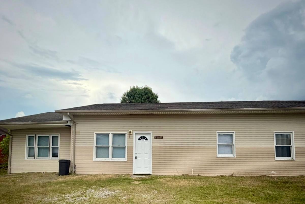 Apartment for rent at 1st St, Barbourville, KY 40906