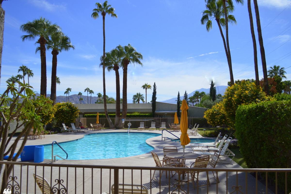 Apartment for rent at 1111 E Ramon Rd, Palm Springs, CA 92264