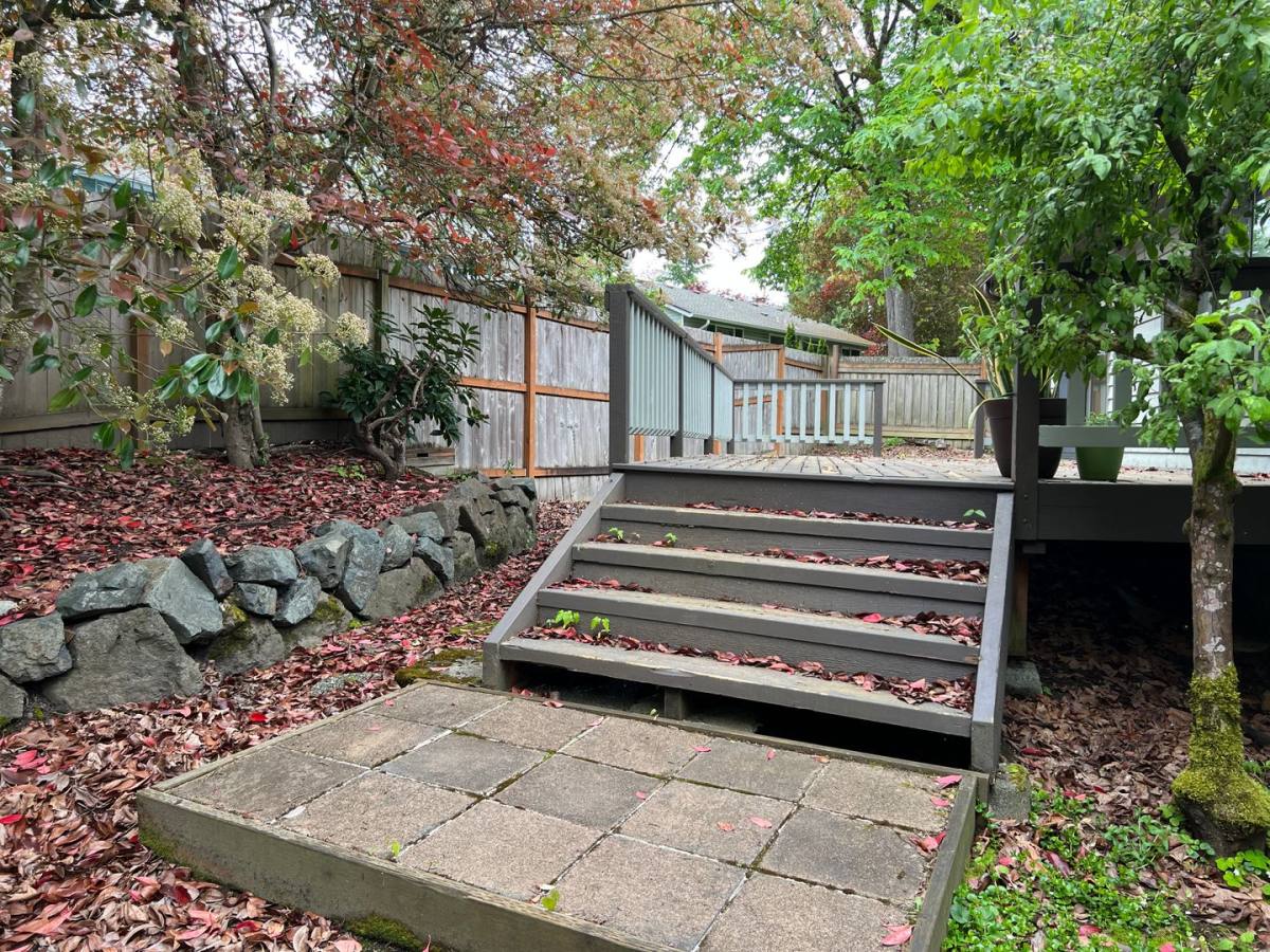 House for rent at 4348 190th Ave SE, Issaquah, WA 98027