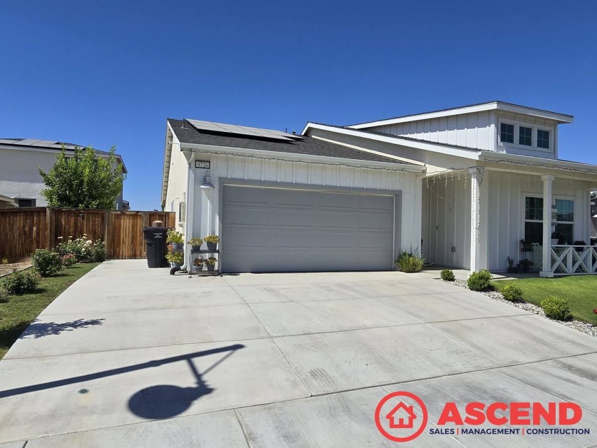 House for rent at 9726 Cotton Creek Dr, Shafter, CA 93263