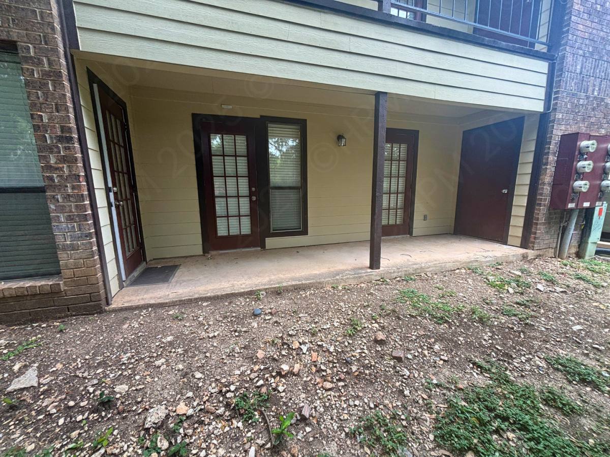 Condo for rent at 2542 Babcock Rd, San Antonio, TX 78229