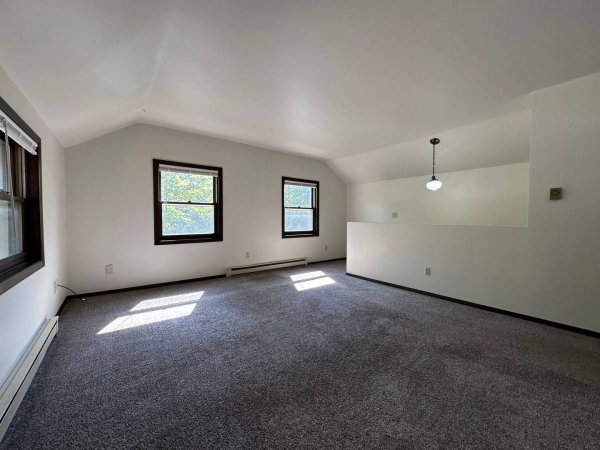 Townhouse for rent at 822 Third St, Green Bay, WI 54304