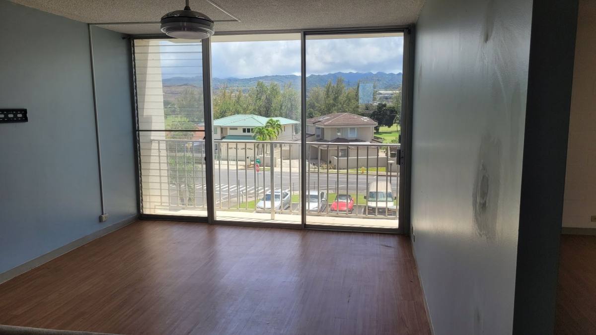 Apartment for rent at 949 Ala Nanala St, Honolulu, HI 96818