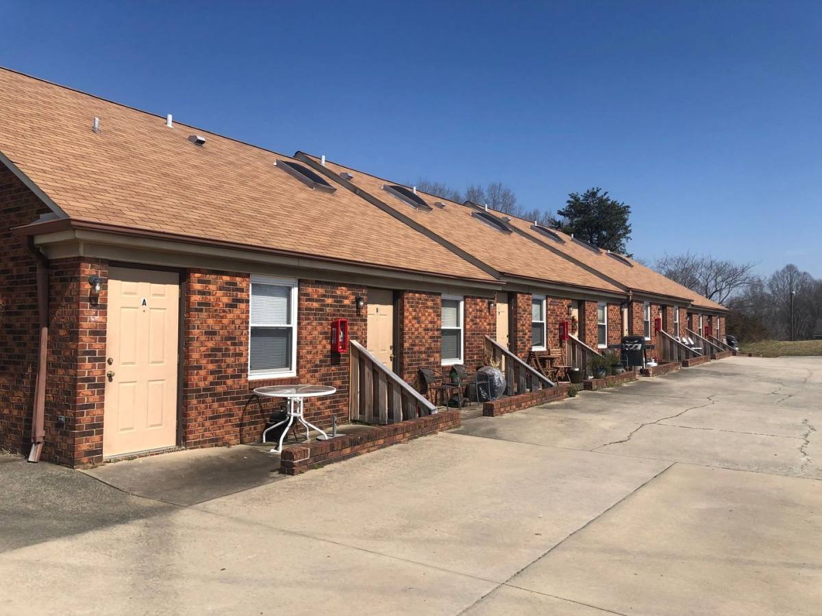 Apartment for rent at 900 E Gilbreath St, Graham, NC 27253