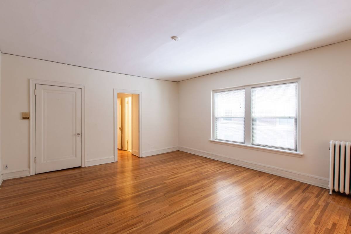 Apartment for rent at 2633 35 Girard Ave S, Minneapolis, MN 55408