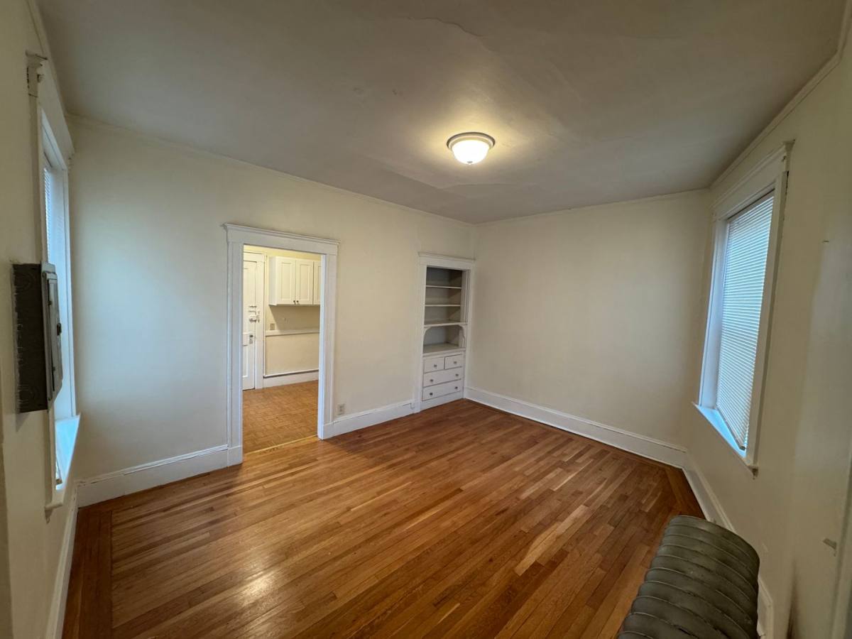 Apartment for rent at 1725 Commonwealth Ave #6, Brighton, MA 02135