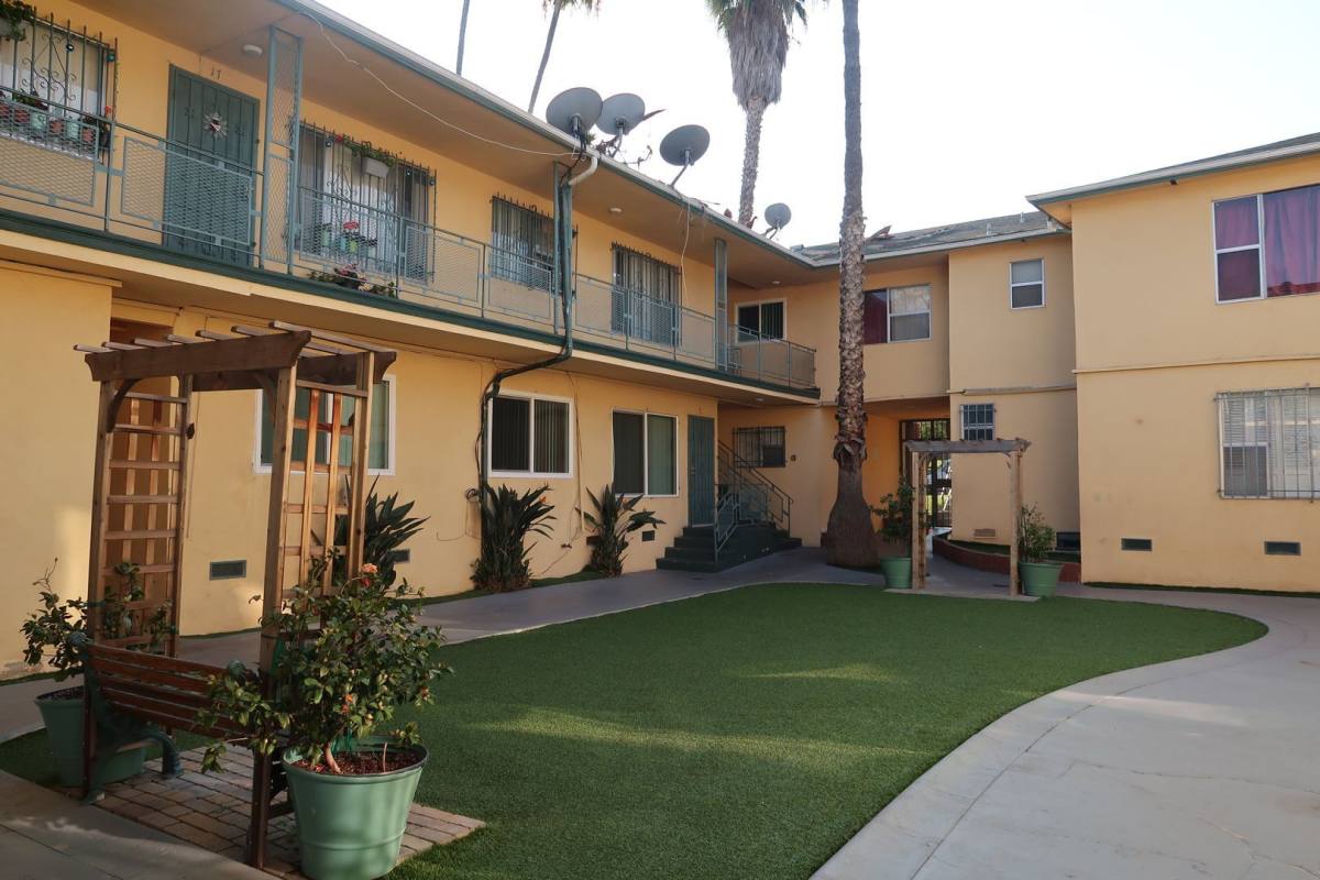 Apartment for rent at 4535 Santo Tomas Dr, Los Angeles, CA 90008