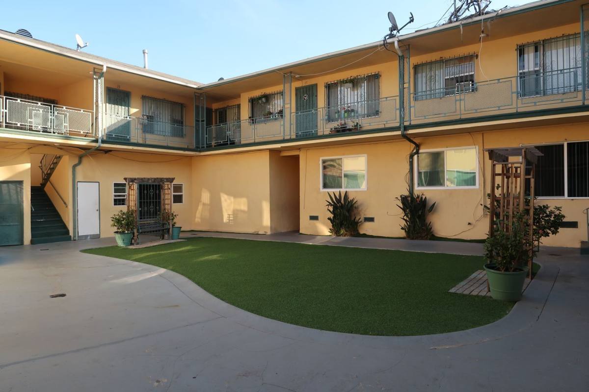 Apartment for rent at 4535 Santo Tomas Dr, Los Angeles, CA 90008