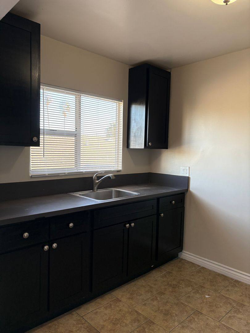 Apartment for rent at 4535 Santo Tomas Dr, Los Angeles, CA 90008