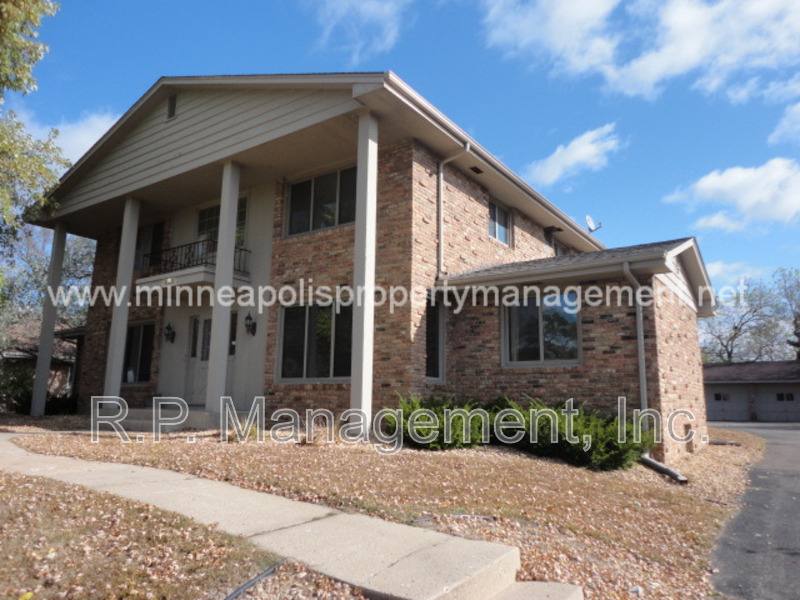 Apartment for rent at 4200 Valley View Rd #D, Minneapolis, MN 55424