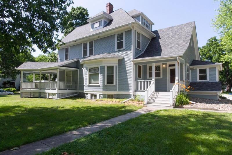 Apartment for rent at 702 Carroll Ave #2, Ames, IA 50010