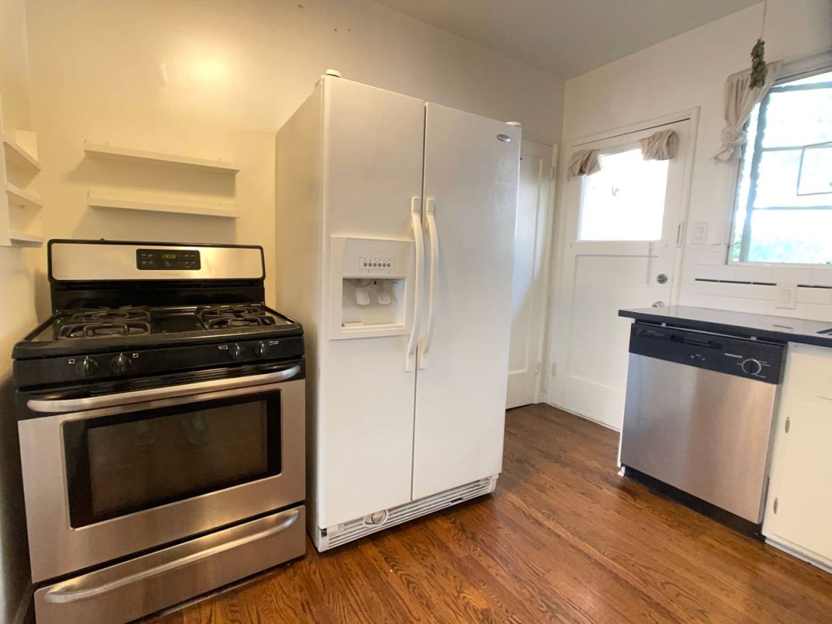 Apartment for rent at 9 - 11 Seville Way, San Mateo, CA 94402