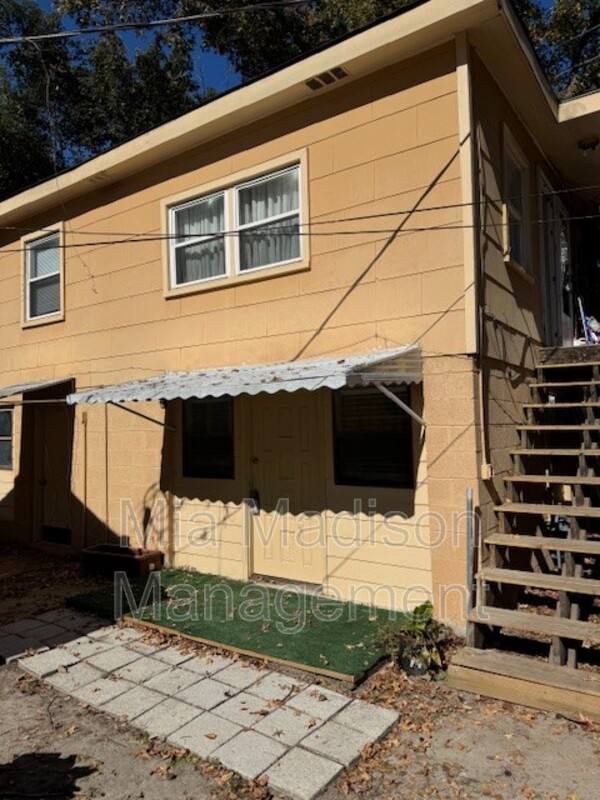 Apartment for rent at 40 1 2 Wesley St, Savannah, GA 31406