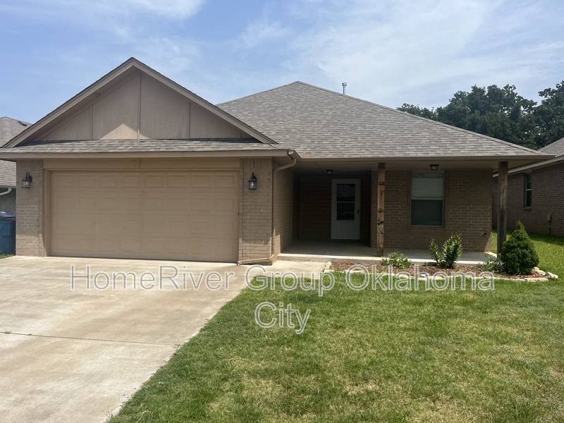House for rent at 408 Fallview Court, Edmond, OK 73034